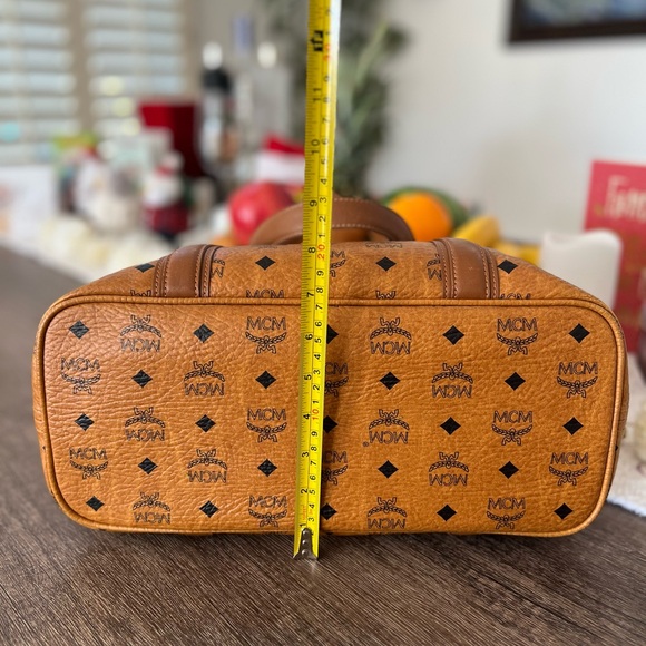 MCM Cognac Visetos Tote Bag - Picture 15 of 16